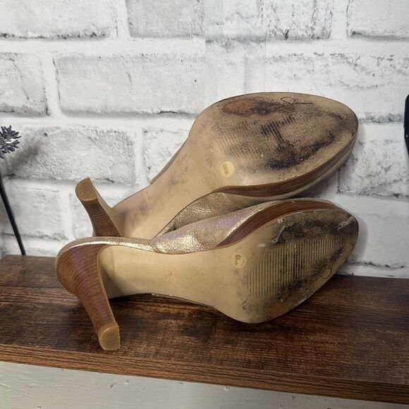Jessica Simpson Metallic Gold Slingback Leather Heels Size 8 - Picture 6 of 6